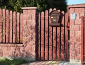 256
